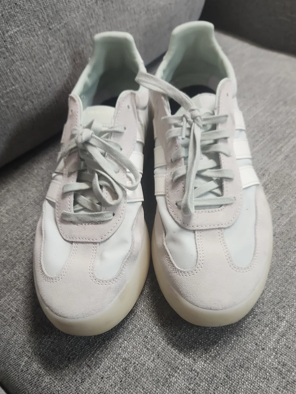 Adidas Women’s Barreda Linen Green And Cream Casual Sneakers Size 11